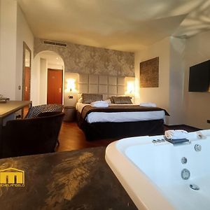 Hotel Michelangelo Palace